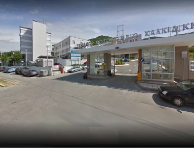 Άνδρας επιτέθηκε σε γιατρό και νοσηλεύτρια του νοσοκομείου Χαλκιδικής - Του ζήτησαν να μην κοιμάται στον χώρο αναμονής